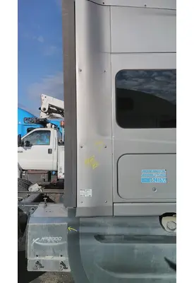 INTERNATIONAL PROSTAR 122 CAB EXTENSION