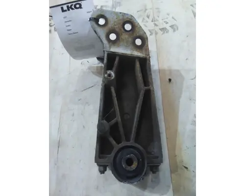 INTERNATIONAL PROSTAR 122 CAB MOUNT,BRACKET