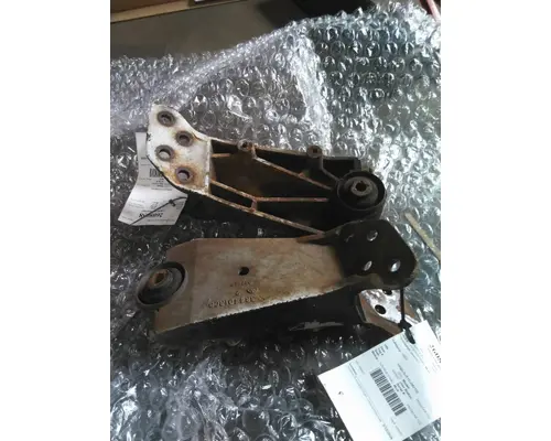 INTERNATIONAL PROSTAR 122 CAB MOUNT,BRACKET