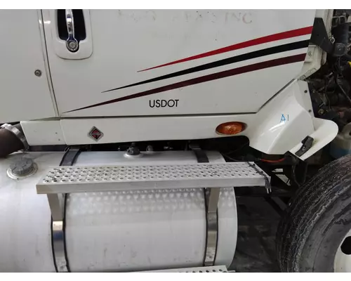 INTERNATIONAL PROSTAR 122 CAB SKIRT FILLER PANEL