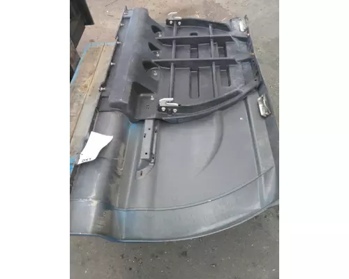 INTERNATIONAL PROSTAR 122 CAB SKIRTSIDE FAIRING