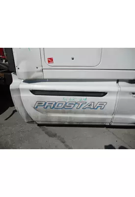 INTERNATIONAL PROSTAR 122 CAB SKIRT/SIDE FAIRING