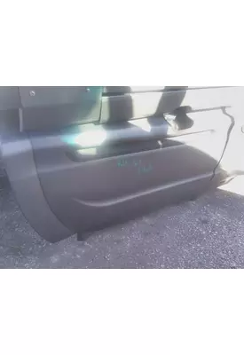INTERNATIONAL PROSTAR 122 CAB SKIRT/SIDE FAIRING