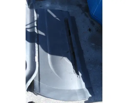 INTERNATIONAL PROSTAR 122 CAB SKIRTSIDE FAIRING