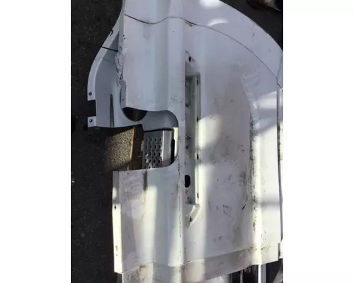 INTERNATIONAL PROSTAR 122 CAB SKIRTSIDE FAIRING