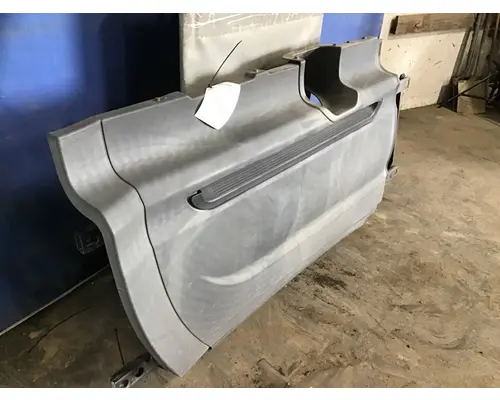 INTERNATIONAL PROSTAR 122 CAB SKIRTSIDE FAIRING