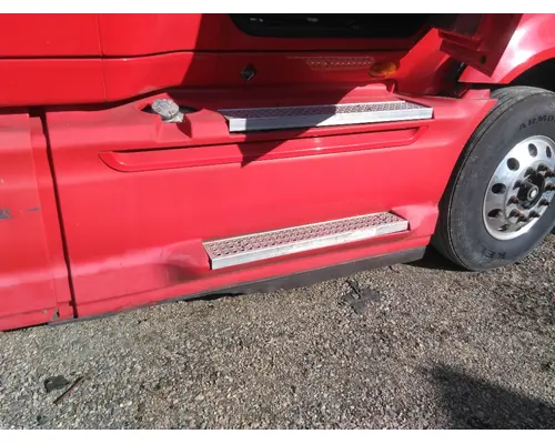 INTERNATIONAL PROSTAR 122 CAB SKIRTSIDE FAIRING