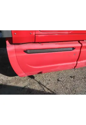 INTERNATIONAL PROSTAR 122 CAB SKIRT/SIDE FAIRING