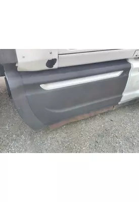 INTERNATIONAL PROSTAR 122 CAB SKIRT/SIDE FAIRING