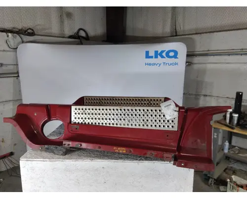 INTERNATIONAL PROSTAR 122 CAB SKIRTSIDE FAIRING