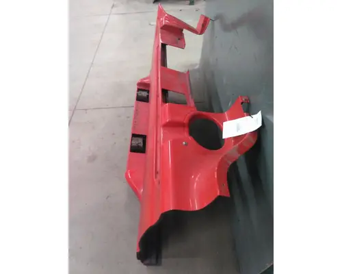 INTERNATIONAL PROSTAR 122 CAB SKIRTSIDE FAIRING