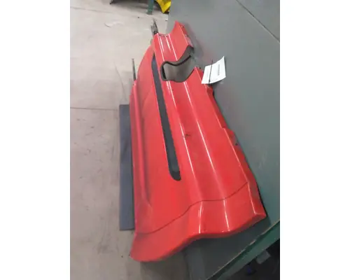 INTERNATIONAL PROSTAR 122 CAB SKIRTSIDE FAIRING