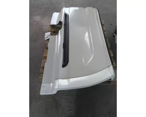 INTERNATIONAL PROSTAR 122 CAB SKIRTSIDE FAIRING