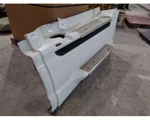 INTERNATIONAL PROSTAR 122 CAB SKIRTSIDE FAIRING