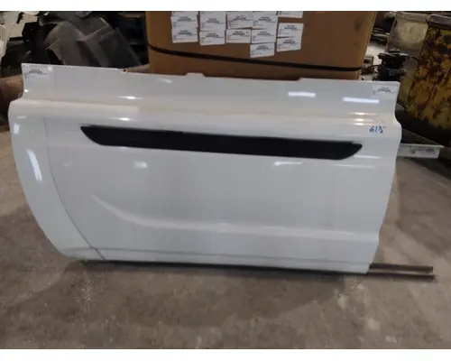 INTERNATIONAL PROSTAR 122 CAB SKIRTSIDE FAIRING