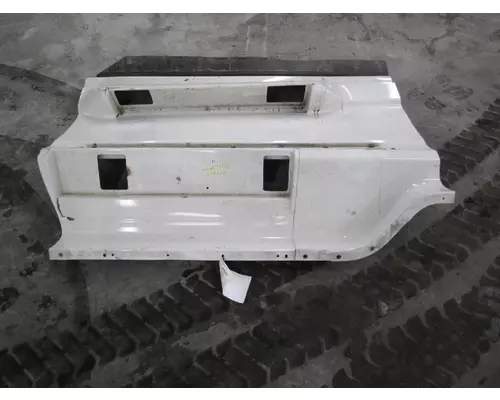 INTERNATIONAL PROSTAR 122 CAB SKIRTSIDE FAIRING