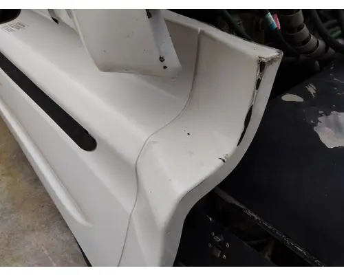 INTERNATIONAL PROSTAR 122 CAB SKIRTSIDE FAIRING