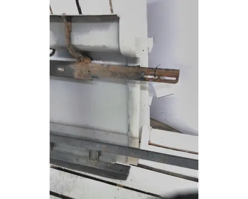 INTERNATIONAL PROSTAR 122 CAB SKIRTSIDE FAIRING