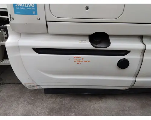 INTERNATIONAL PROSTAR 122 CAB SKIRTSIDE FAIRING