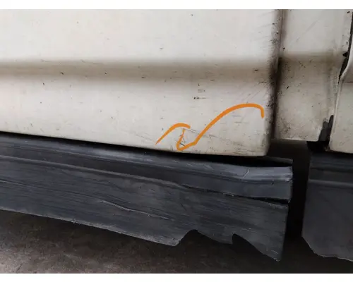 INTERNATIONAL PROSTAR 122 CAB SKIRTSIDE FAIRING