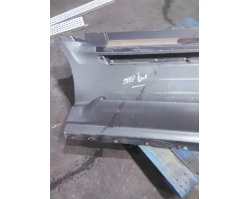 INTERNATIONAL PROSTAR 122 CAB SKIRTSIDE FAIRING