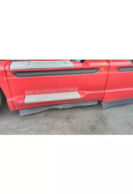 INTERNATIONAL PROSTAR 122 CAB SKIRT/SIDE FAIRING