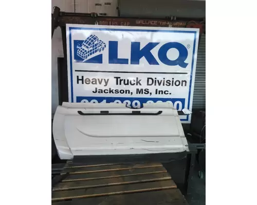 INTERNATIONAL PROSTAR 122 CAB SKIRTSIDE FAIRING