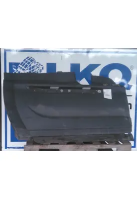 INTERNATIONAL PROSTAR 122 CAB SKIRT/SIDE FAIRING