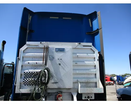 INTERNATIONAL PROSTAR 122 CAB