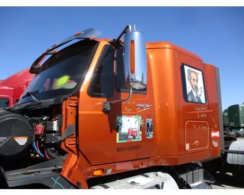 INTERNATIONAL PROSTAR 122 CAB