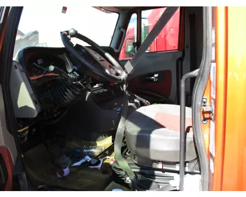 INTERNATIONAL PROSTAR 122 CAB