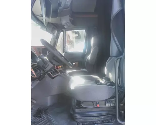 INTERNATIONAL PROSTAR 122 CAB