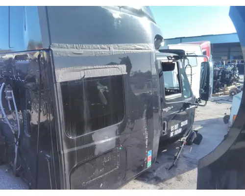 INTERNATIONAL PROSTAR 122 CAB