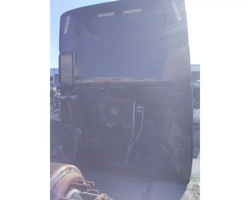 INTERNATIONAL PROSTAR 122 CAB