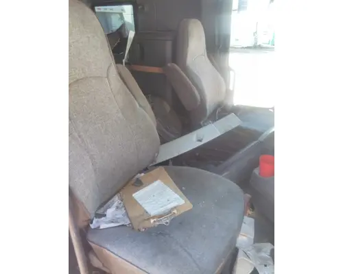 INTERNATIONAL PROSTAR 122 CAB