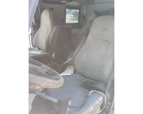 INTERNATIONAL PROSTAR 122 CAB