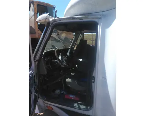 INTERNATIONAL PROSTAR 122 CAB
