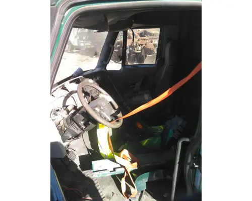 INTERNATIONAL PROSTAR 122 CAB