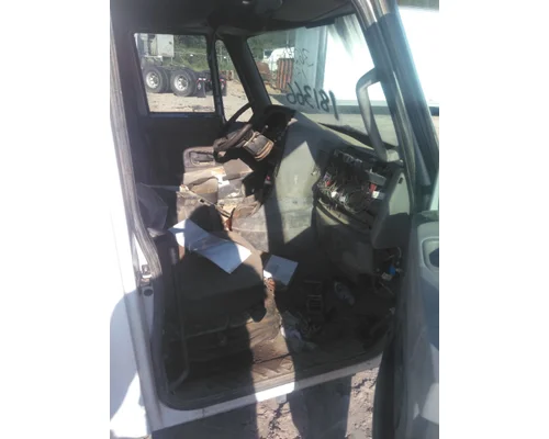 INTERNATIONAL PROSTAR 122 CAB