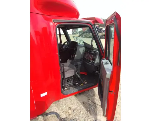 INTERNATIONAL PROSTAR 122 CAB