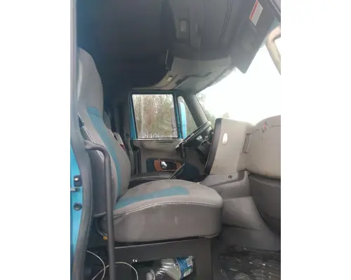 INTERNATIONAL PROSTAR 122 CAB