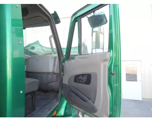 INTERNATIONAL PROSTAR 122 CAB