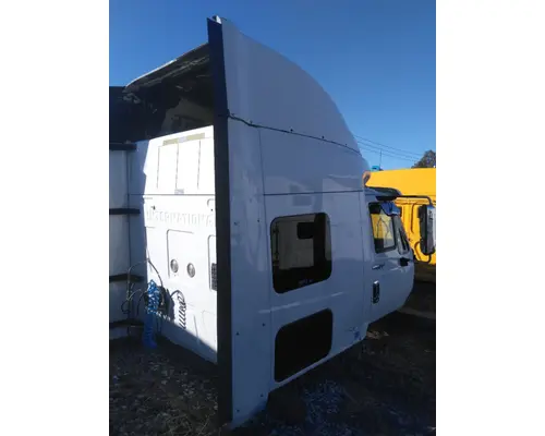 INTERNATIONAL PROSTAR 122 CAB