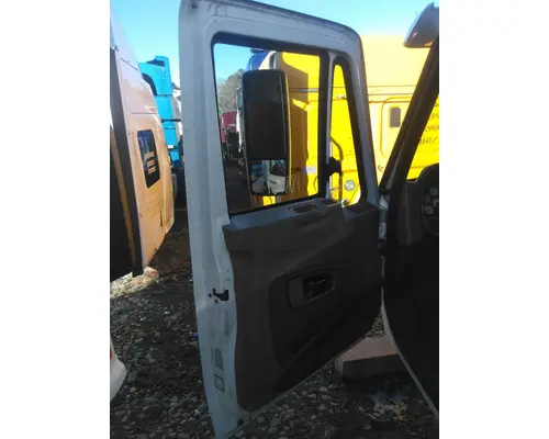 INTERNATIONAL PROSTAR 122 CAB