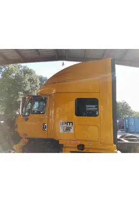 INTERNATIONAL PROSTAR 122 CAB