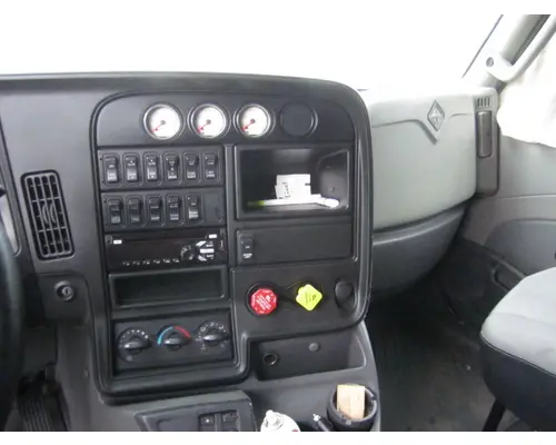 INTERNATIONAL PROSTAR 122 CAB