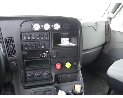 INTERNATIONAL PROSTAR 122 CAB