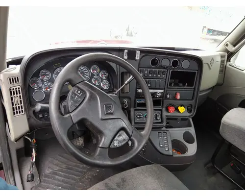 INTERNATIONAL PROSTAR 122 CAB