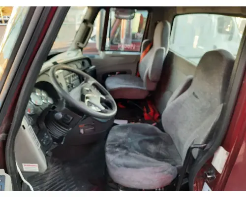 INTERNATIONAL PROSTAR 122 CAB