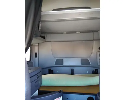 INTERNATIONAL PROSTAR 122 CAB